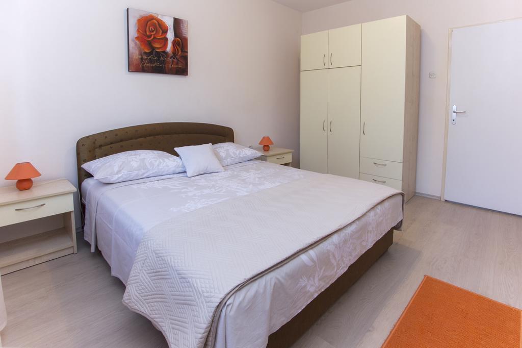 Apartment Tina Задар Екстериор снимка