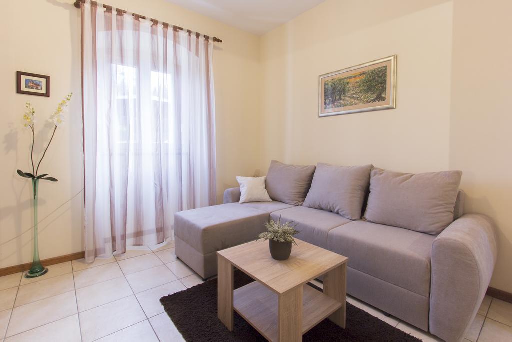 Apartment Tina Задар Екстериор снимка