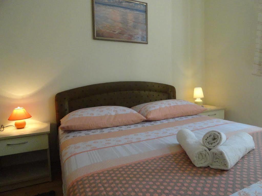 Apartment Tina Задар Екстериор снимка