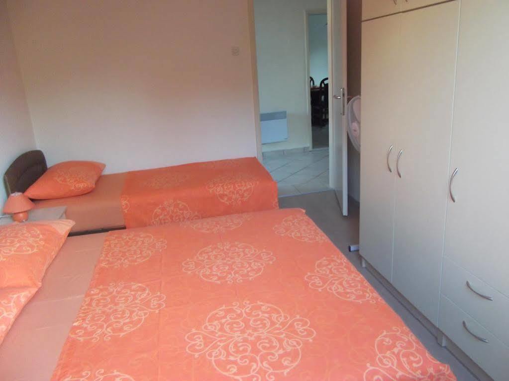 Apartment Tina Задар Екстериор снимка